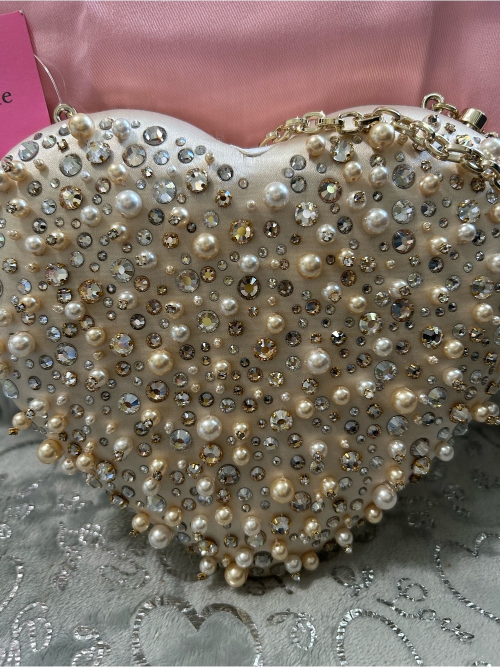 NWT Kate Spade NYC Pearl & Crystal Heart Bridal Clutch with Gold Chain- Ivory - Picture 5 of 12